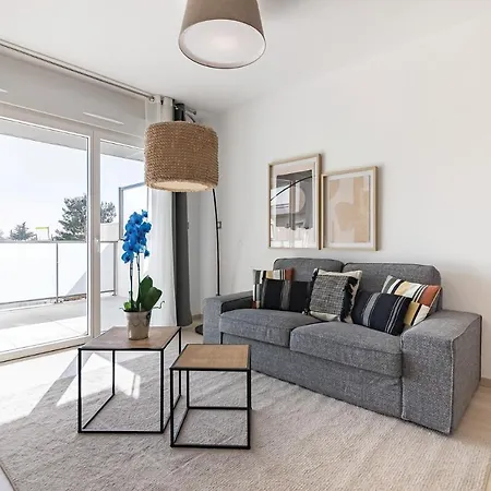 Ovelia Les Angles - Les Loges D'anicet * Les Angles (Gard)