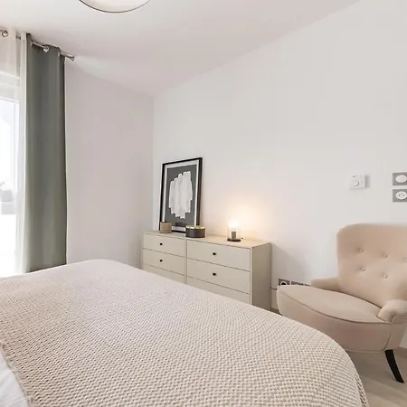 Ovelia Les Angles - Les Loges D'anicet